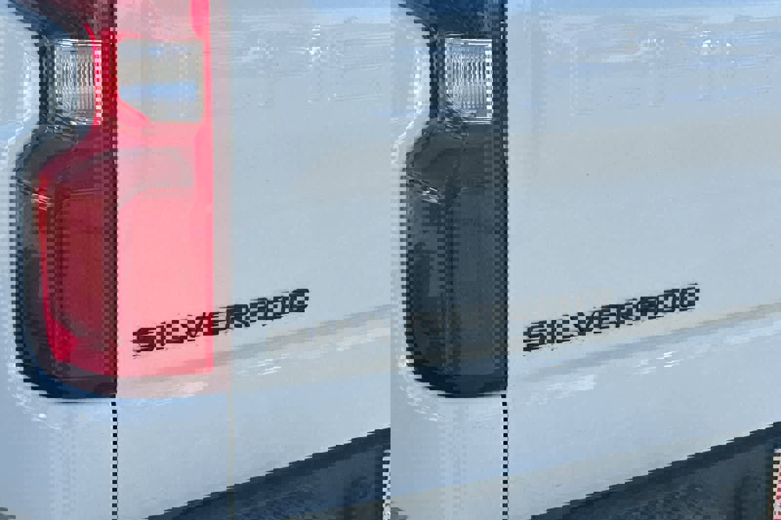 Used 2021 Chevrolet Silverado 1500 Custom w/ LPO, Dark Essentials Package image 15