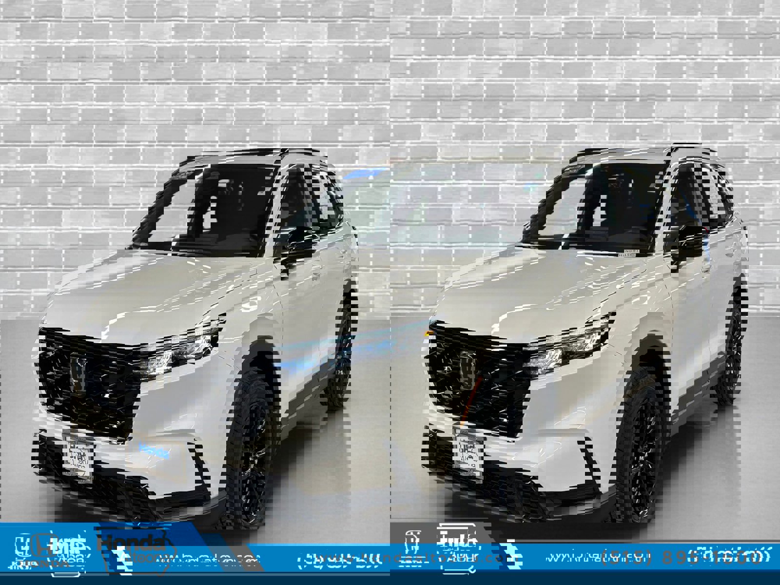 Used 2023 Honda CR-V Sport image 1