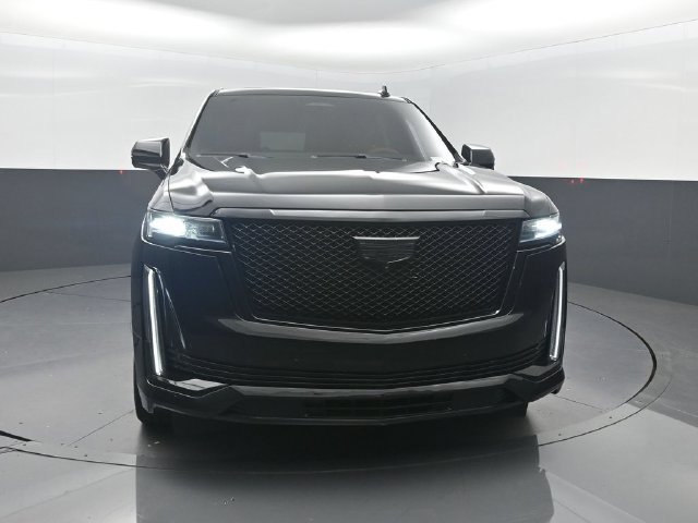 Used 2022 Cadillac Escalade Sport w/ Touring Package AWD/4WD image 29