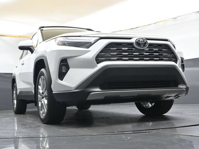 Used 2025 Toyota RAV4 Limited w/ Weather Package AWD/4WD image 35