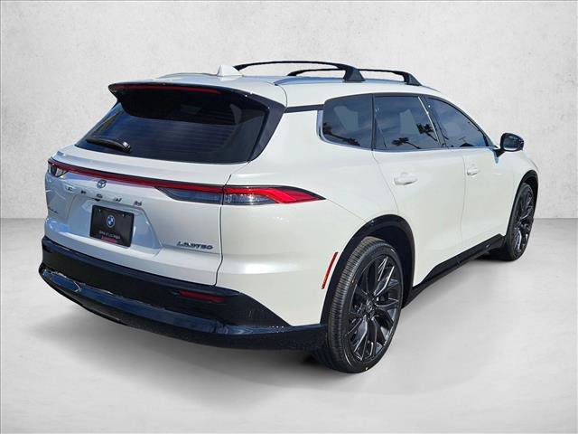 Used 2025 Toyota Crown Signia image 5