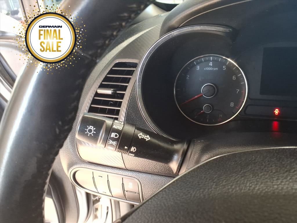 Used 2016 Kia Forte EX image 21