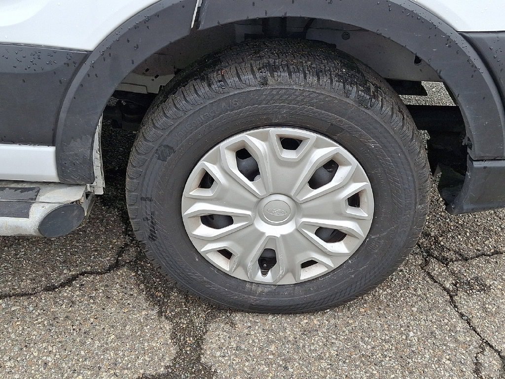 Used 2025 Ford Transit 250 Low Roof w/ Exterior Upgrade Package RWD image 9
