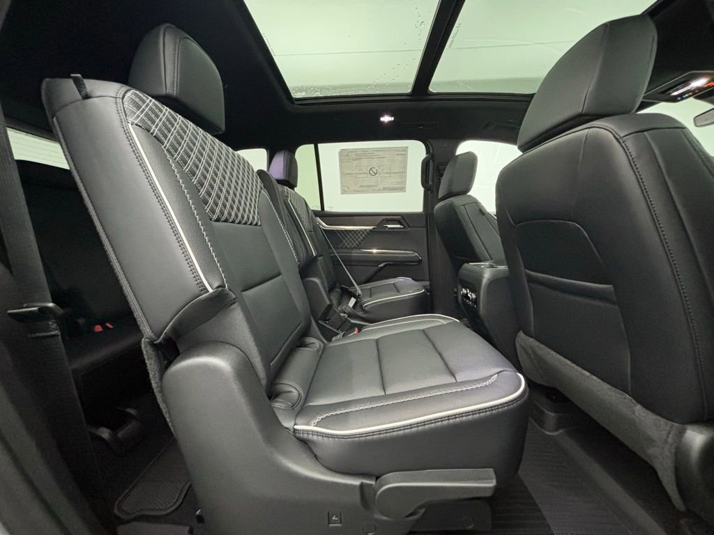 New 2026 GMC Acadia Denali w/ Super Cruise Package image 43