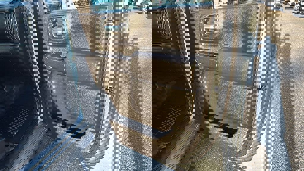 Certified 2024 Chevrolet Silverado 2500 Custom w/ Custom Value Package image 14