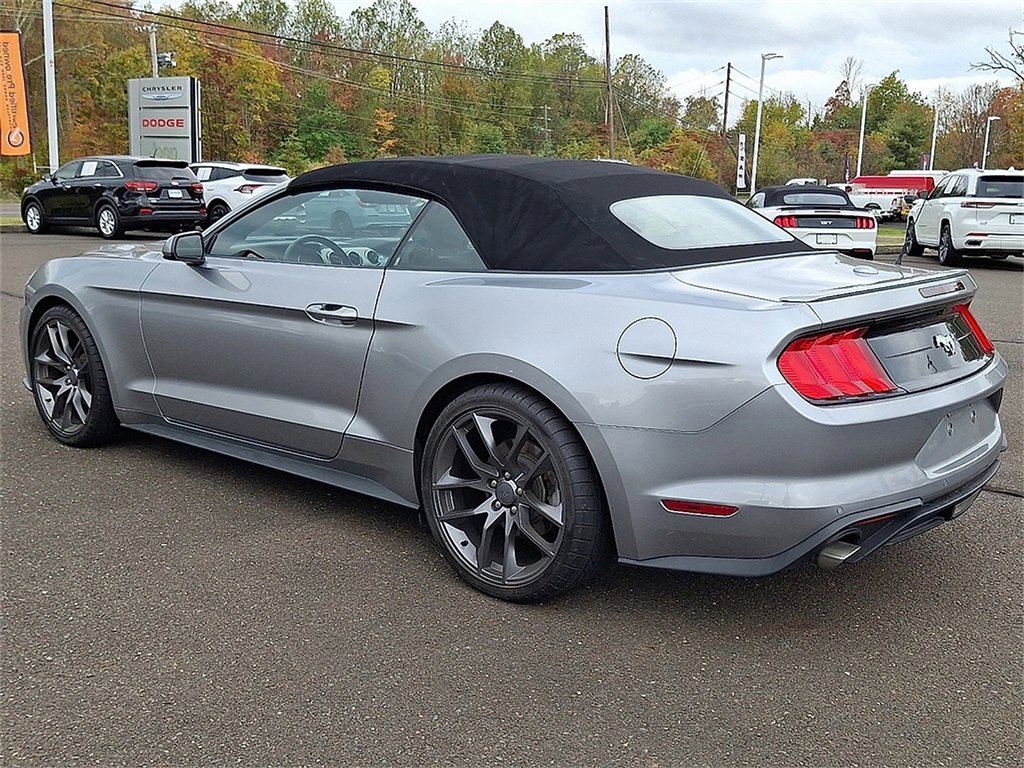 Used 2022 Ford Mustang Premium image 6