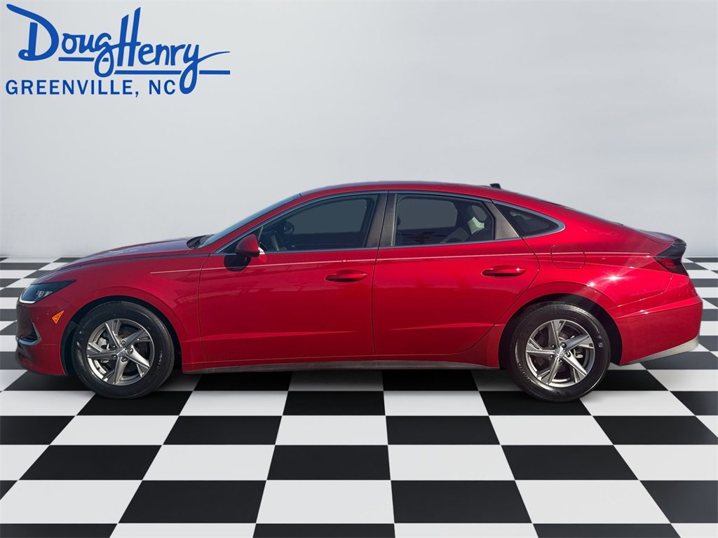 Used 2022 Hyundai Sonata SE image 2