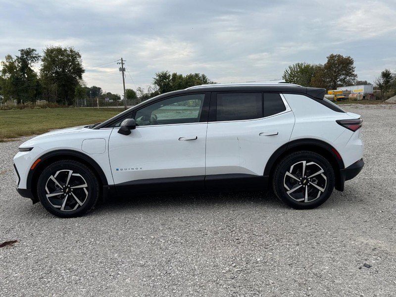 New 2026 Chevrolet Equinox EV LT video 2