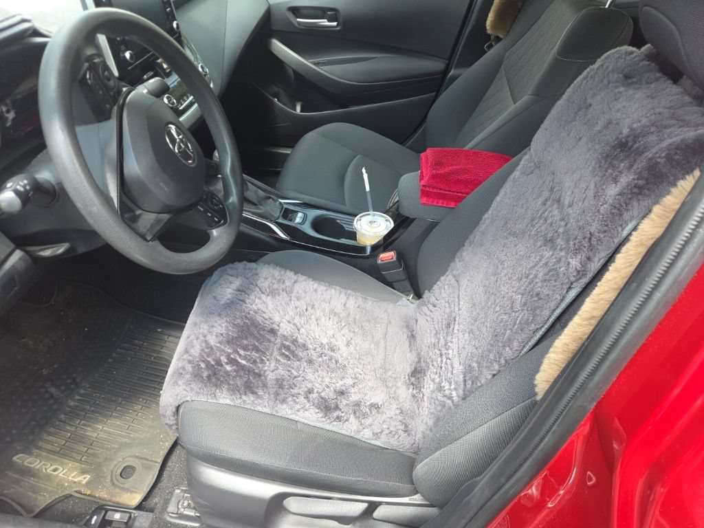 Used 2020 Toyota Corolla LE w/ LE Convenience Package FWD image 9