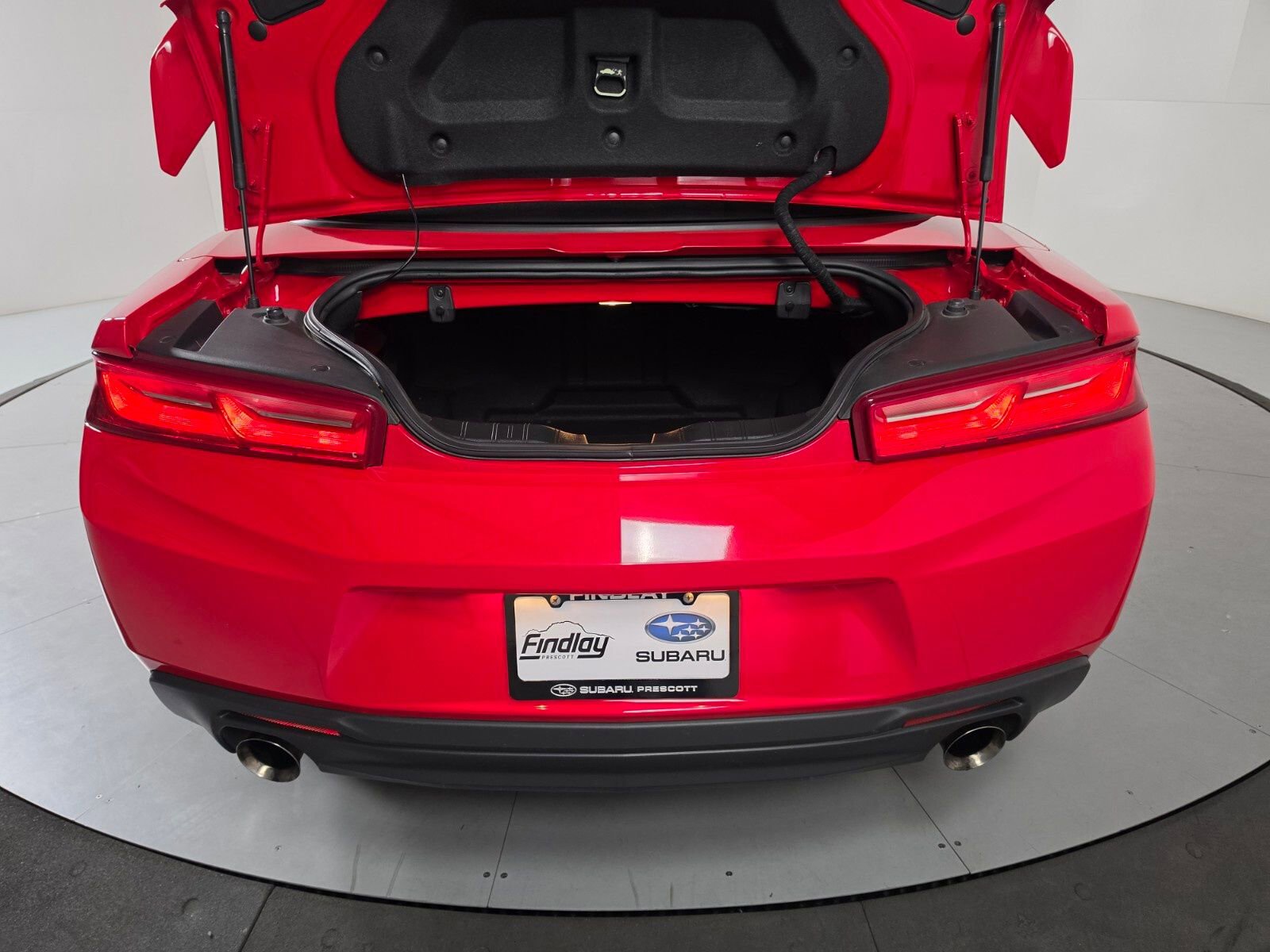 Used 2017 Chevrolet Camaro LT w/ Technology Package RWD image 18