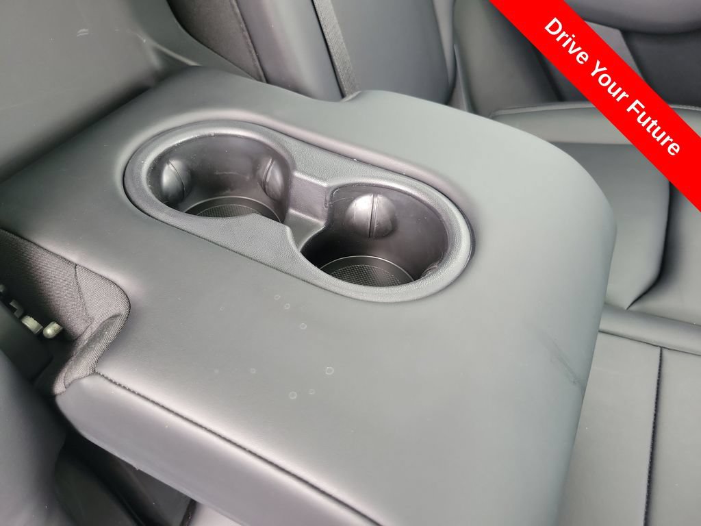 Used 2021 Tesla Model Y Long Range AWD/4WD image 19