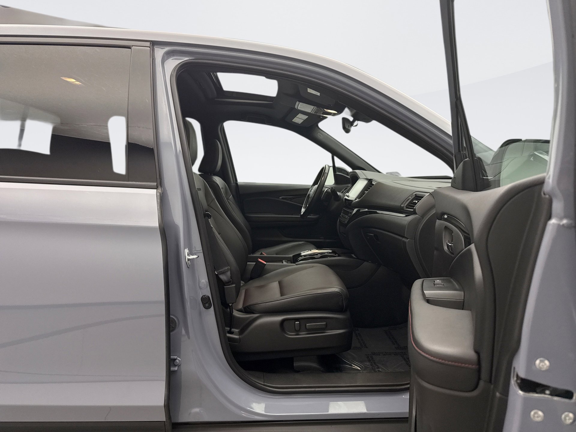 Used 2023 Honda Ridgeline Black Edition image 18