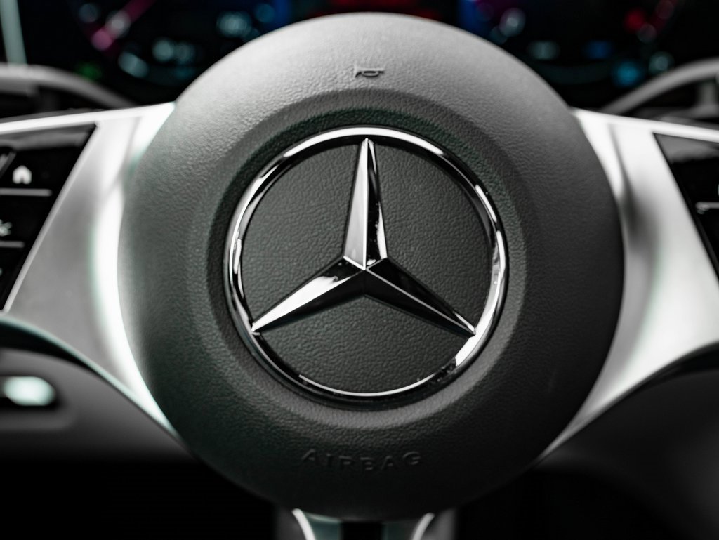 Used 2024 Mercedes-Benz C 300 4MATIC Sedan image 28