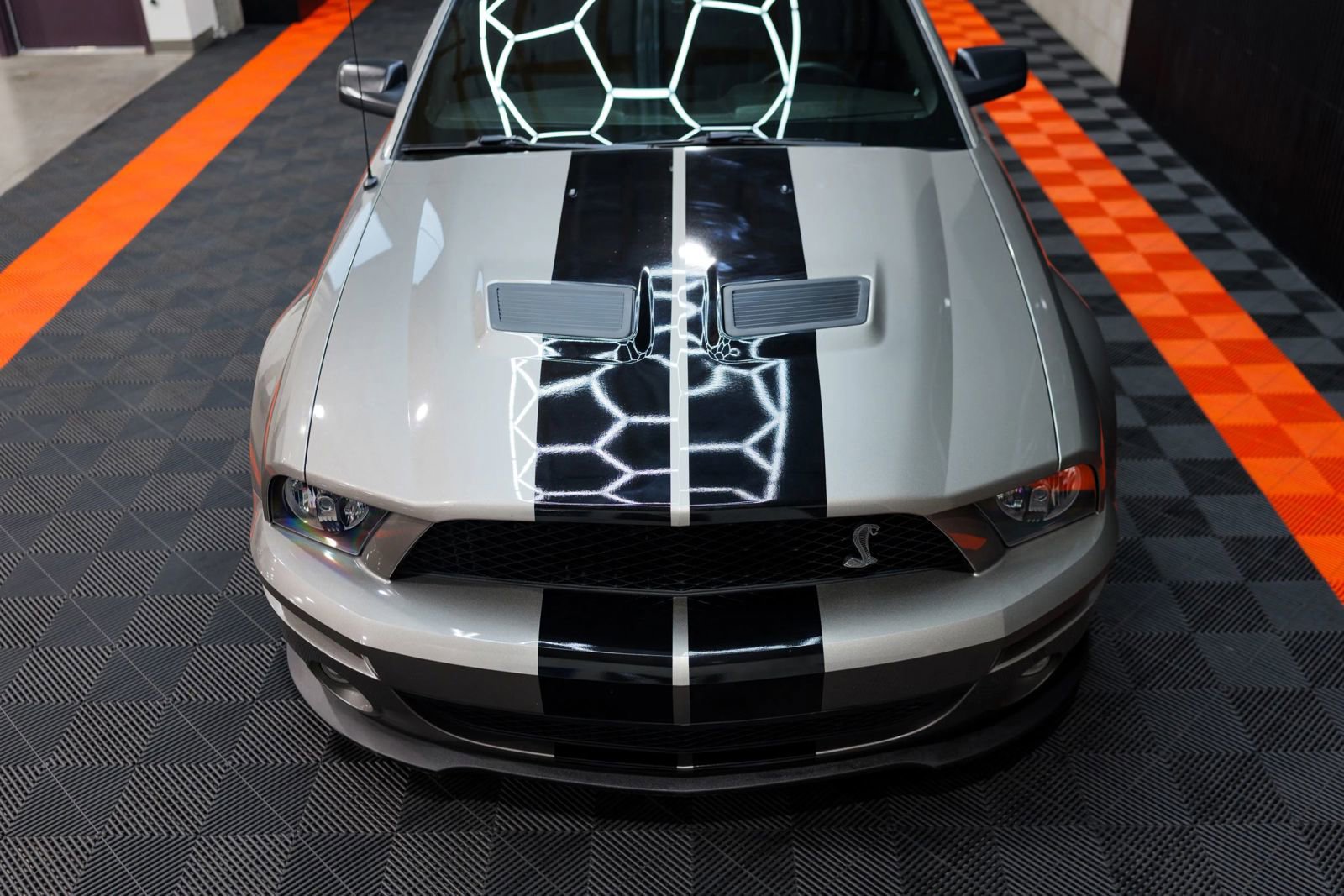 Used 2009 Ford Mustang Shelby GT500 RWD image 11