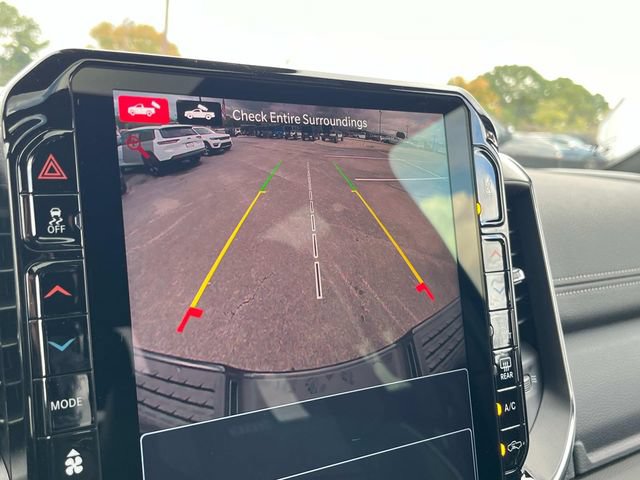 New 2026 RAM 2500 Laramie AWD/4WD image 14