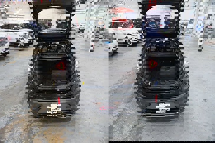 Used 2020 Hyundai Ioniq Limited image 10