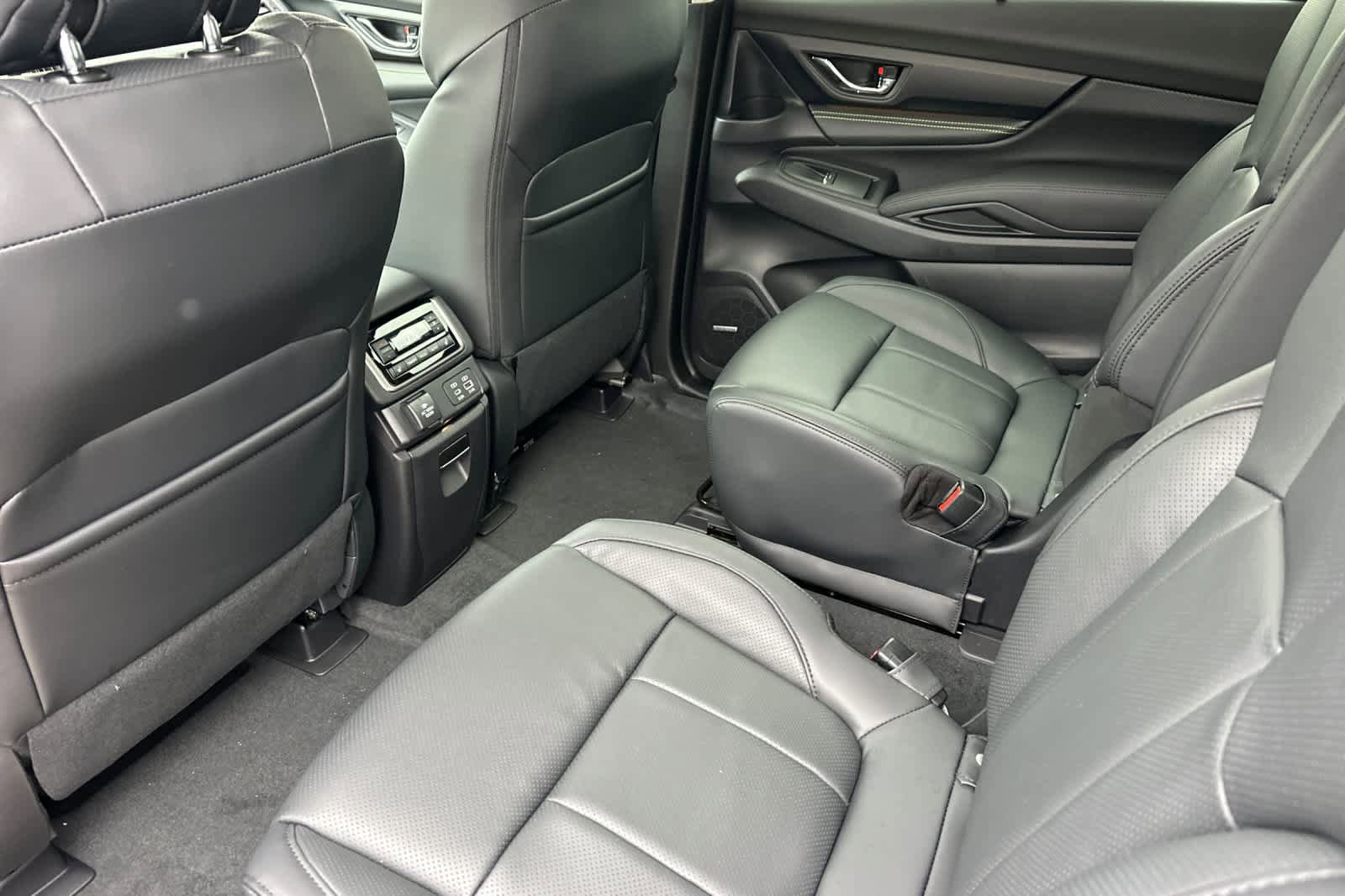 New 2026 Subaru Ascent Bronze Edition w/ Onyx Package image 12