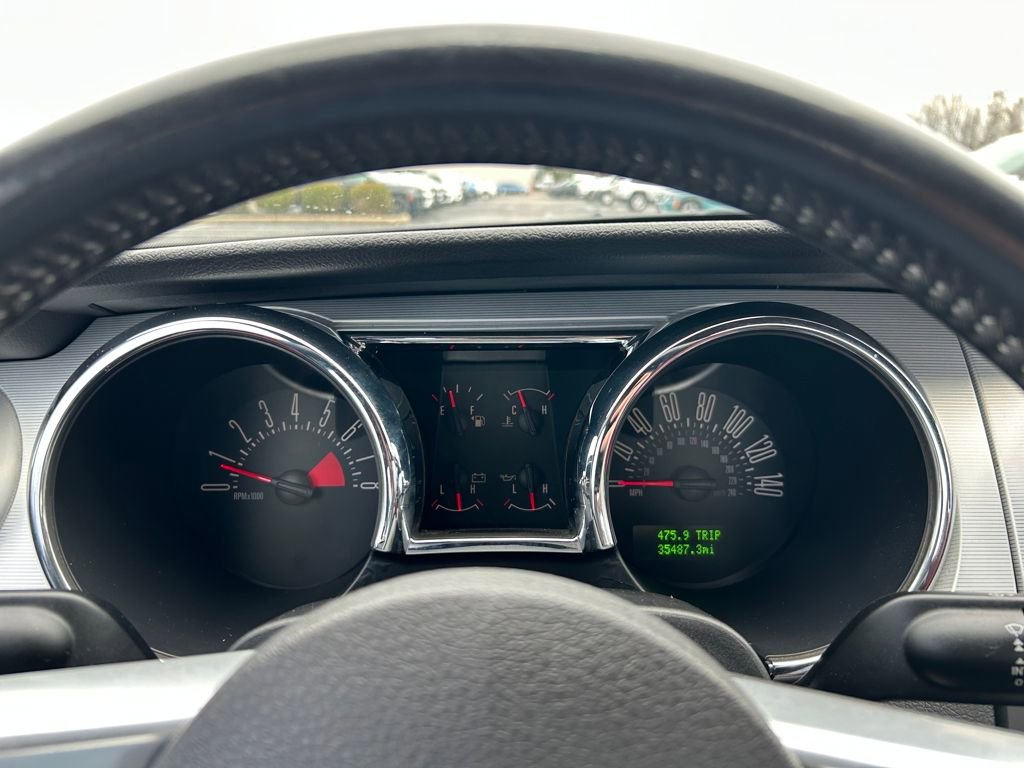 Used 2006 Ford Mustang GT Premium image 12