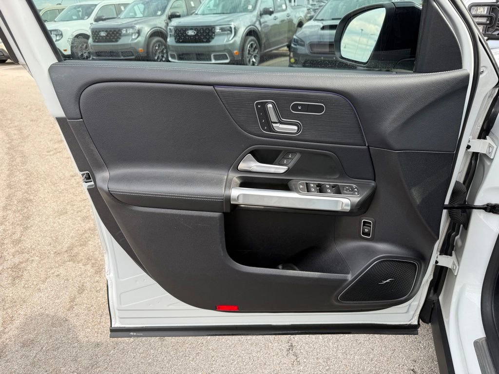 Used 2021 Mercedes-Benz GLB 35 AMG 4MATIC image 8