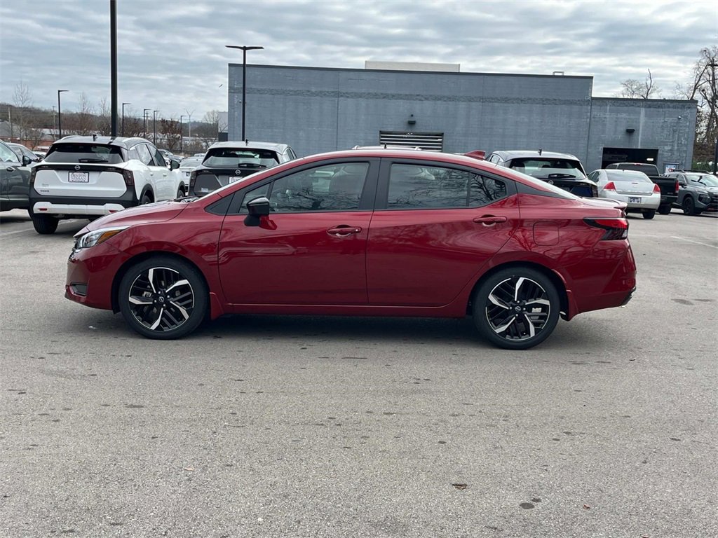 Used 2025 Nissan Versa SR w/ Trunk Package image 5