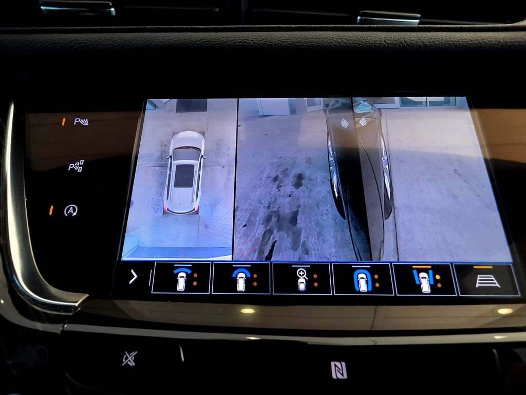 Used 2020 Cadillac XT6 Premium Luxury AWD/4WD image 60