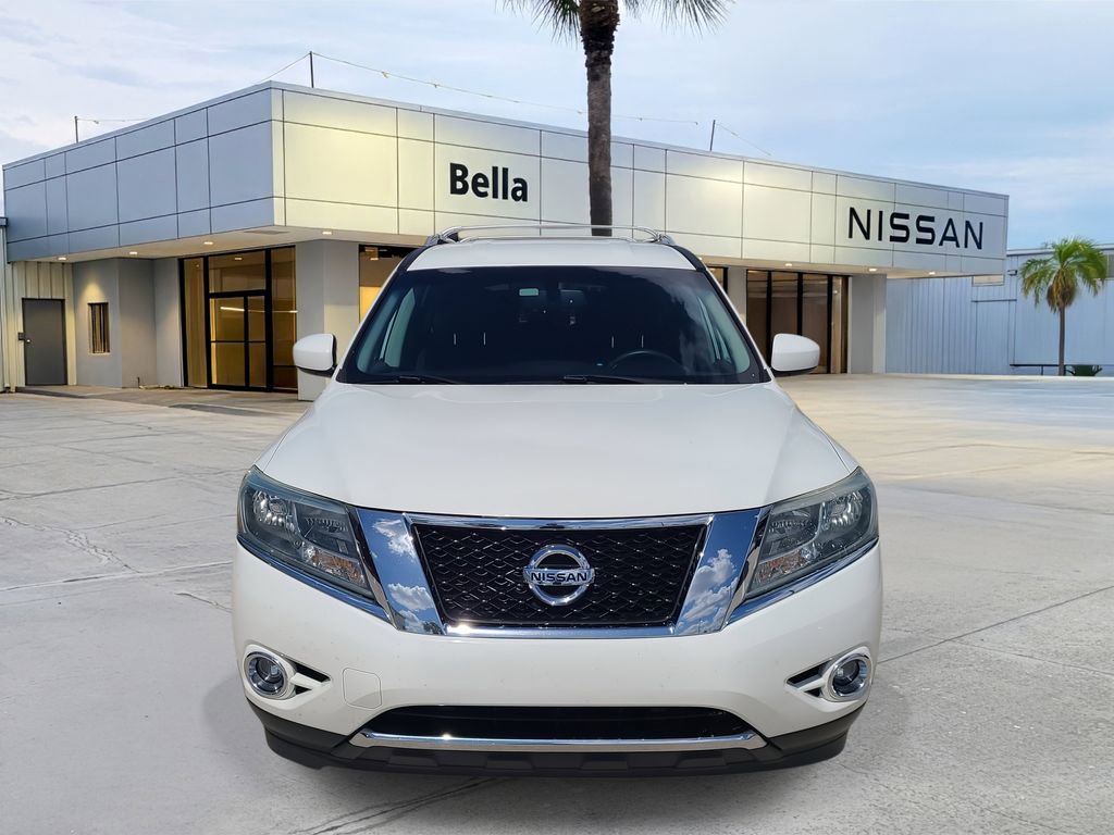 Used 2016 Nissan Pathfinder SV image 3