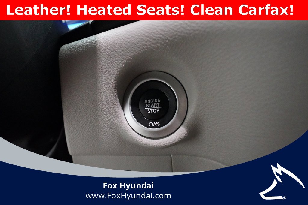 Used 2024 Chrysler Pacifica Touring-L image 31