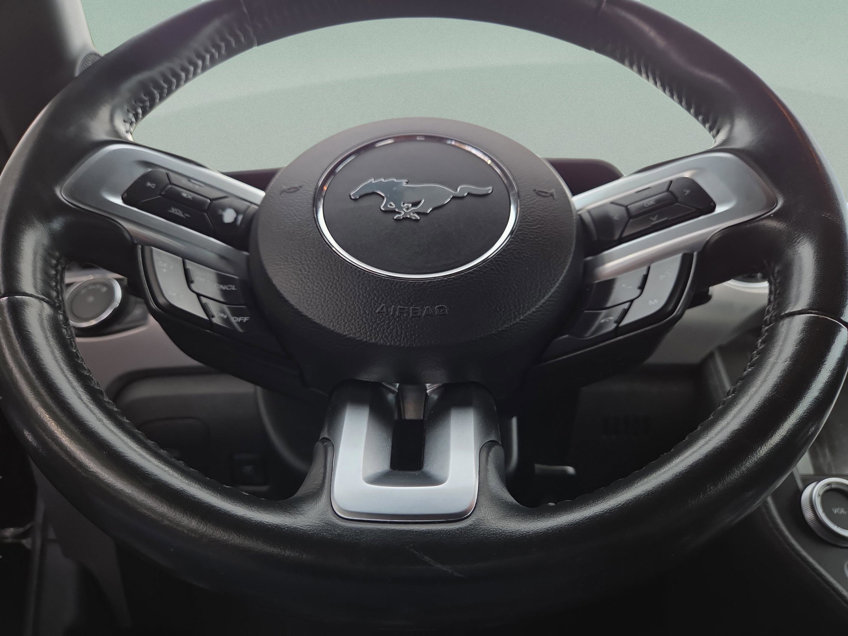 Used 2020 Ford Mustang Premium RWD image 12