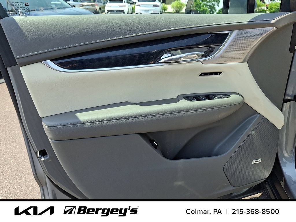 Used 2024 Cadillac XT6 Premium Luxury w/ Technology Package AWD/4WD image 15