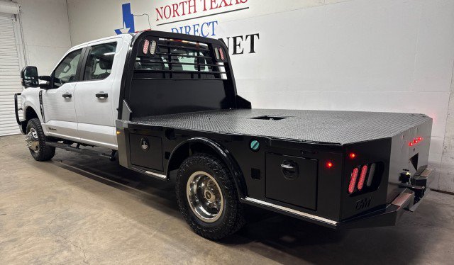Used 2023 Ford F350 XL AWD/4WD image 9