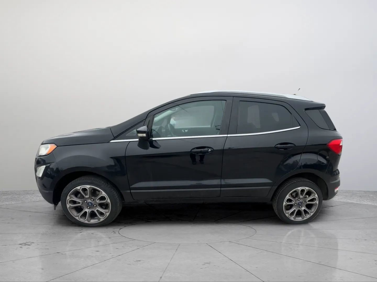 Used 2020 Ford EcoSport Titanium AWD/4WD image 2