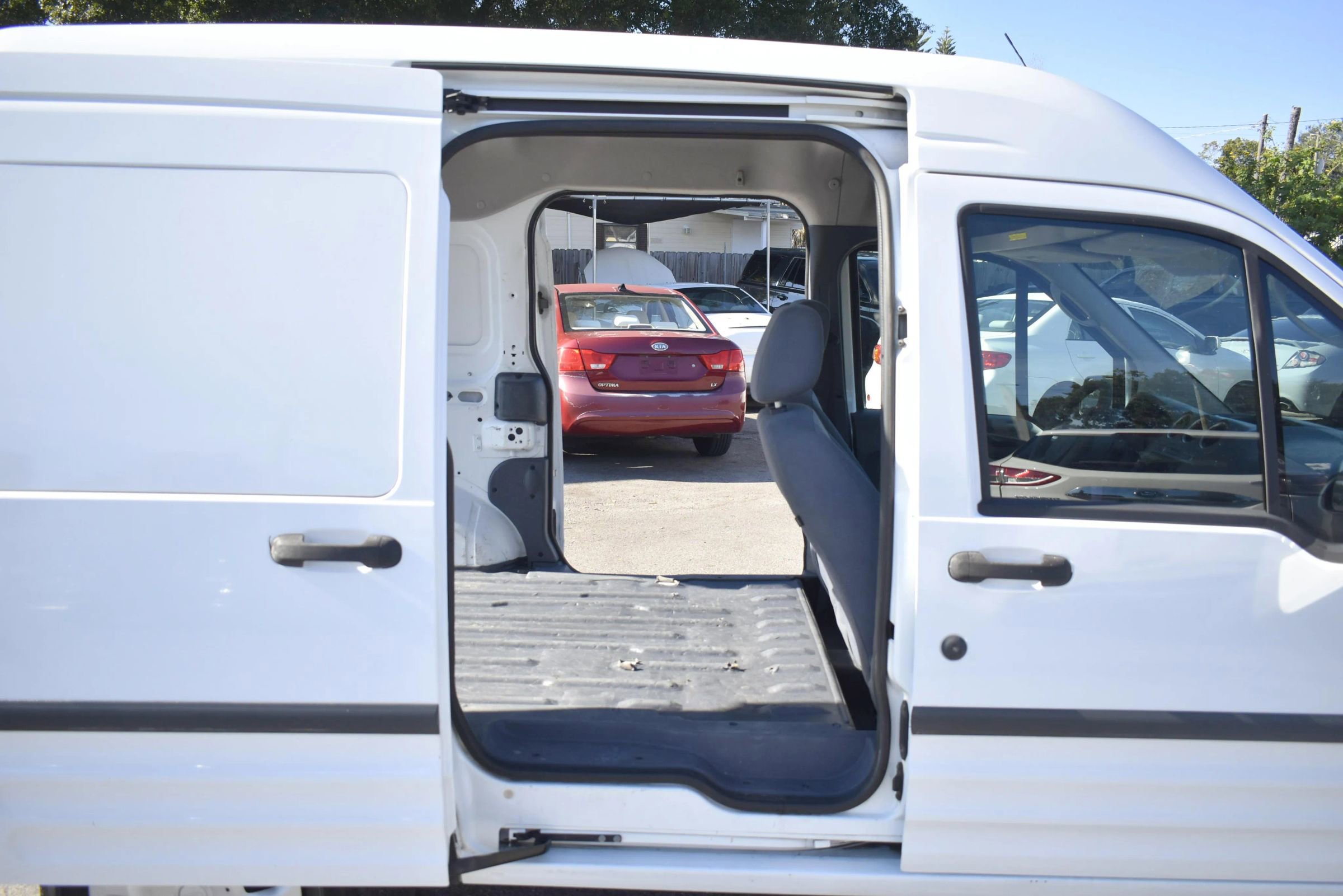 Used 2013 Ford Transit Connect XL image 9