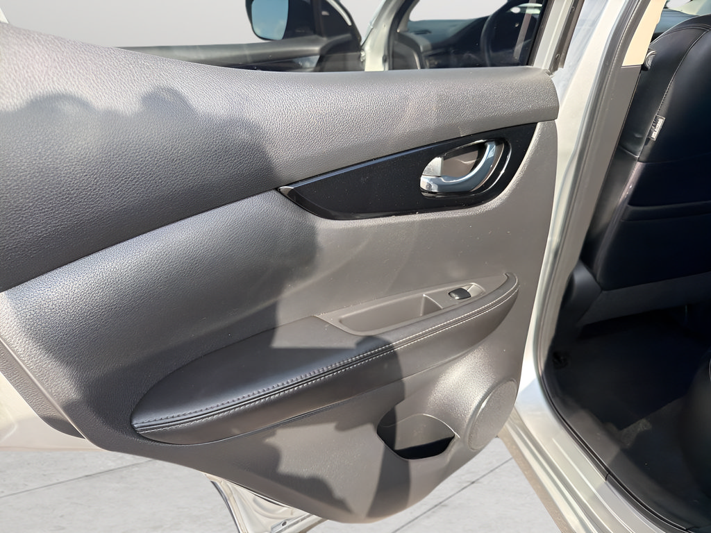 Used 2022 Nissan Rogue Sport SL w/ Premium Package AWD/4WD image 19