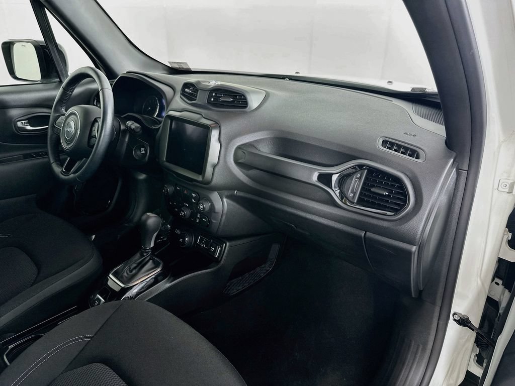 Certified 2022 Jeep Renegade Altitude w/ Convenience Group AWD/4WD image 40