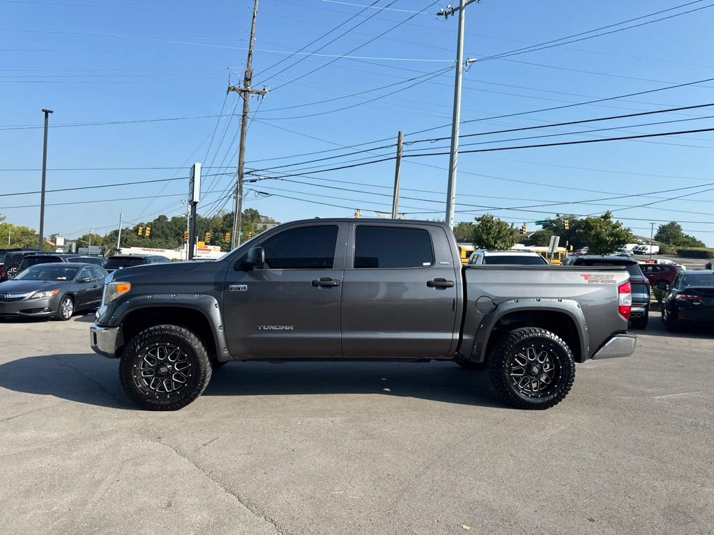 Used 2015 Toyota Tundra SR5 w/ SR5 Upgrade Package AWD/4WD image 6