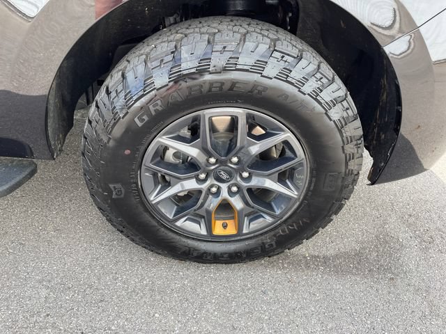 Used 2025 Ford Expedition Tremor AWD/4WD image 47