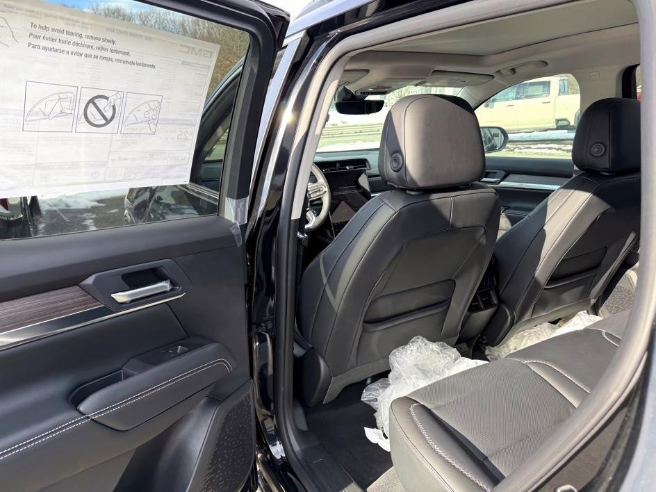 New 2026 GMC Terrain Denali image 9