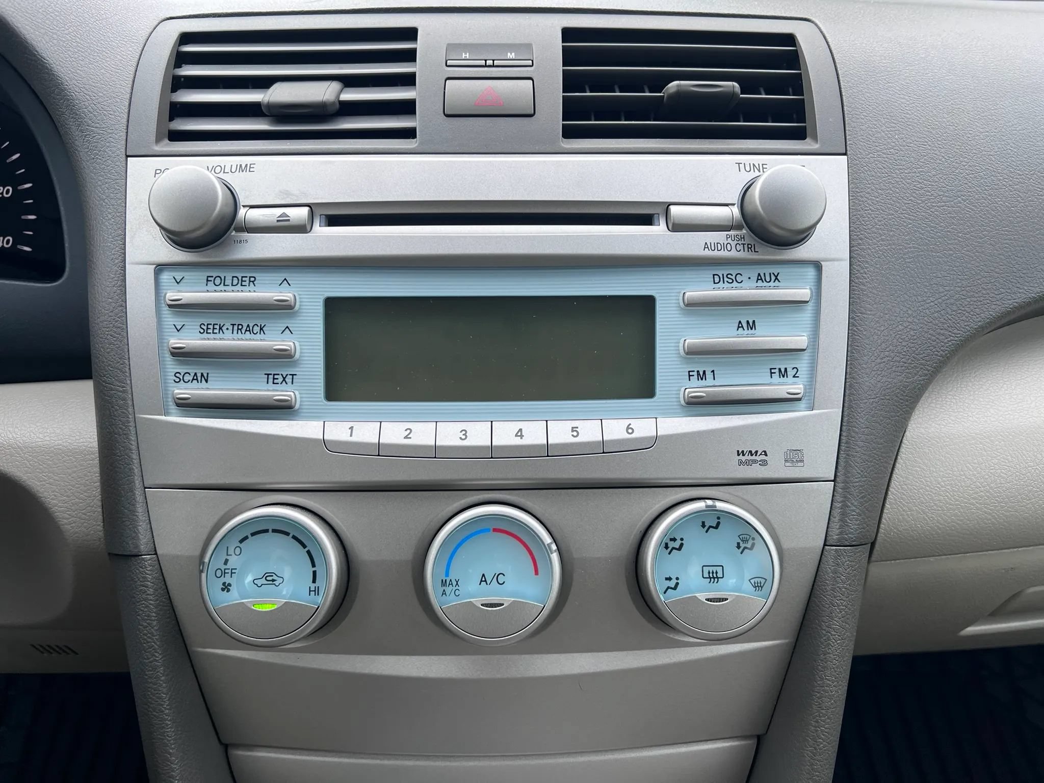 Used 2007 Toyota Camry LE FWD image 23