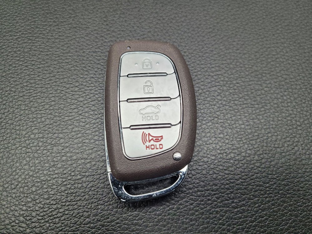 Used 2017 Hyundai Sonata Sport w/ Value Edition Package 02 image 32