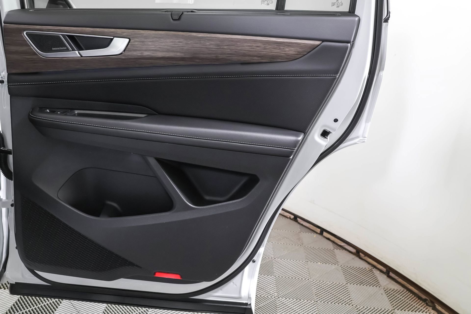 New 2026 Volkswagen Atlas SEL Premium R-Line image 43