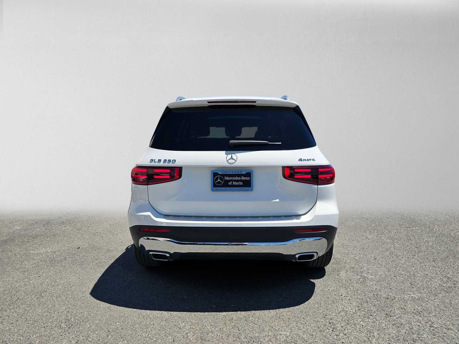 New 2026 Mercedes-Benz GLB 250 4MATIC image 4