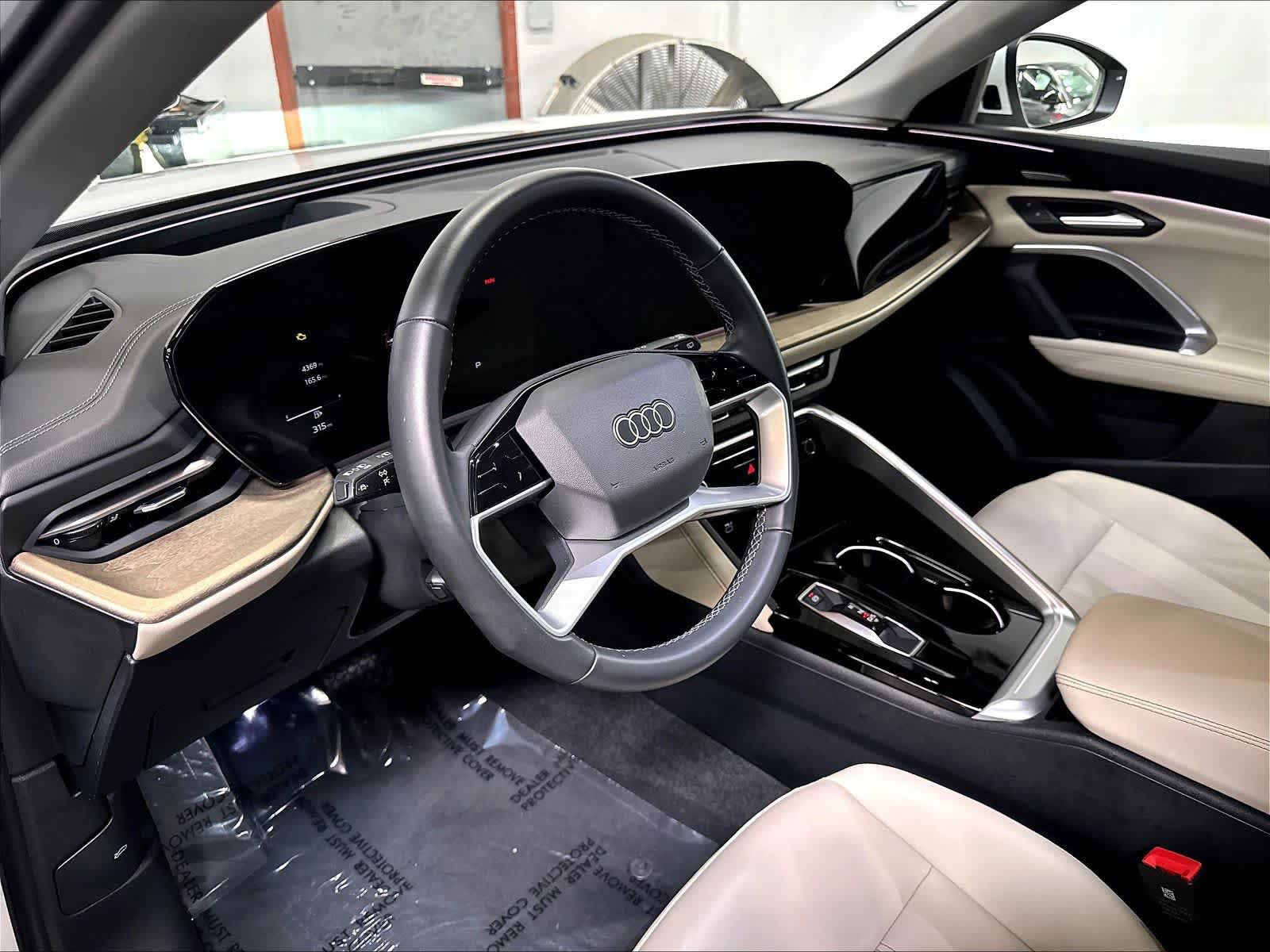 Used 2025 Audi Q5 Premium Plus AWD/4WD image 15