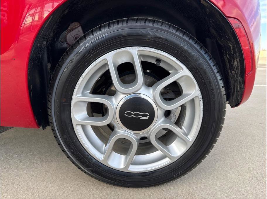 Used 2015 FIAT 500 Pop image 24