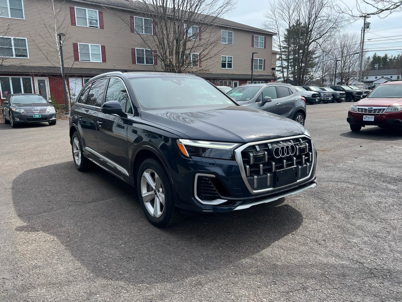 Used 2025 Audi Q7 3.0T Premium w/ Convenience Package AWD/4WD image 7
