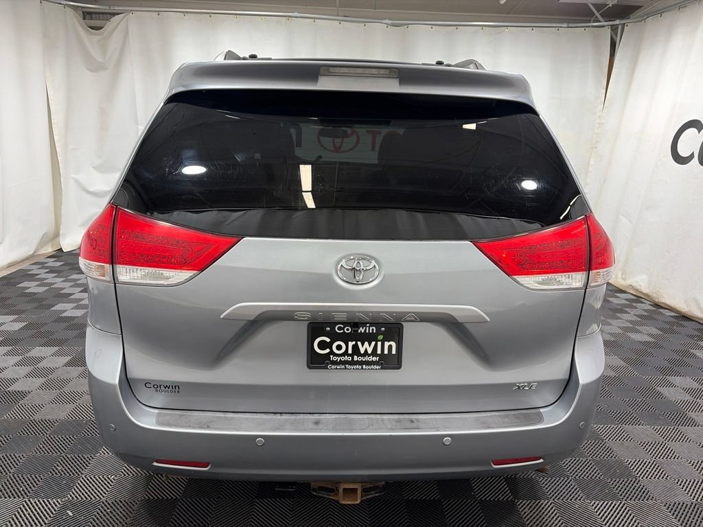 Used 2011 Toyota Sienna XLE w/ XLE Navigation Pkg FWD image 7