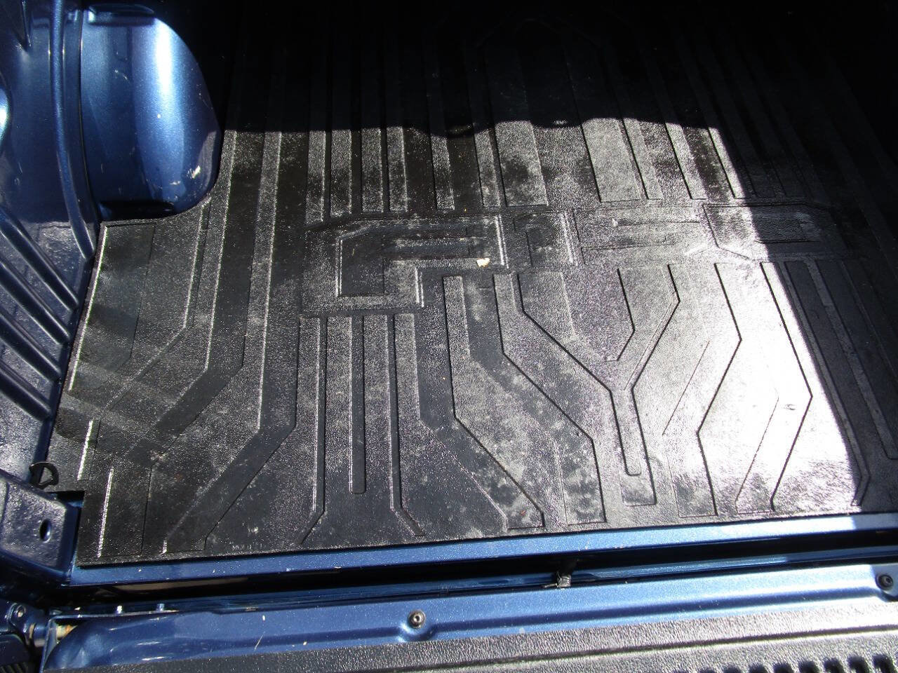 Used 2017 Ford F150 XLT w/ Equipment Group 302A Luxury image 17