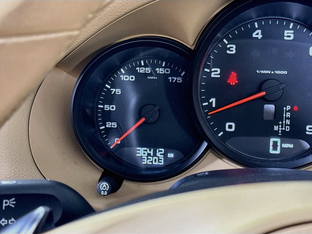 Certified 2015 Porsche Boxster RWD image 14