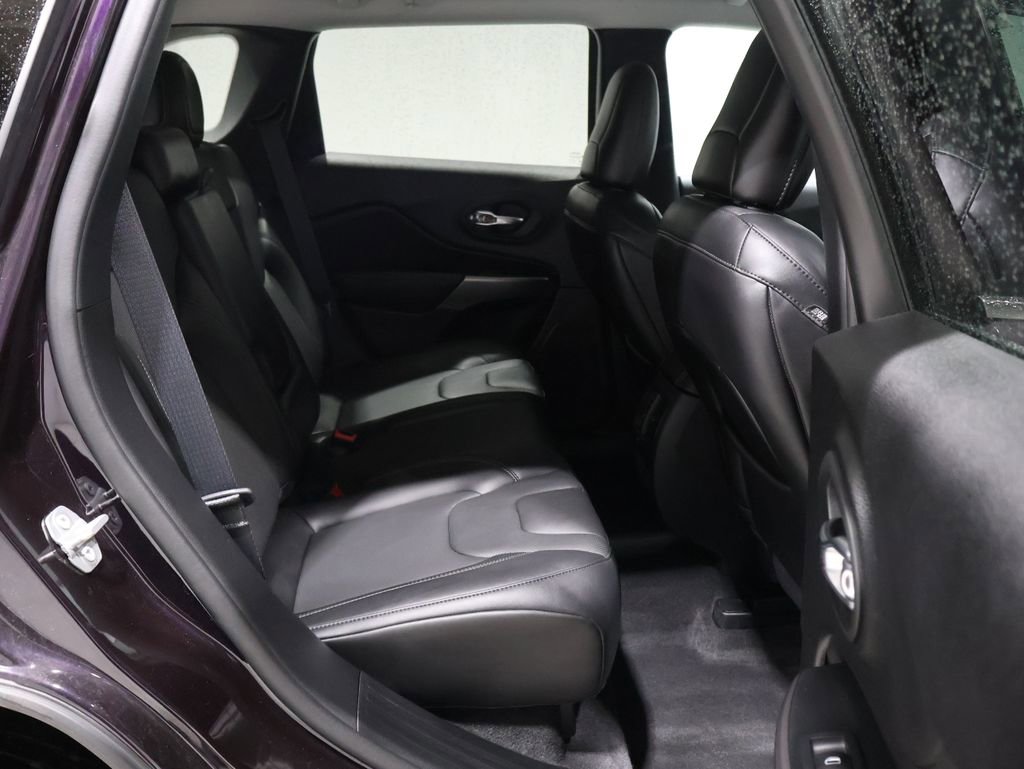 Certified 2021 Jeep Cherokee Latitude Lux w/ Comfort/Convenience Group image 23