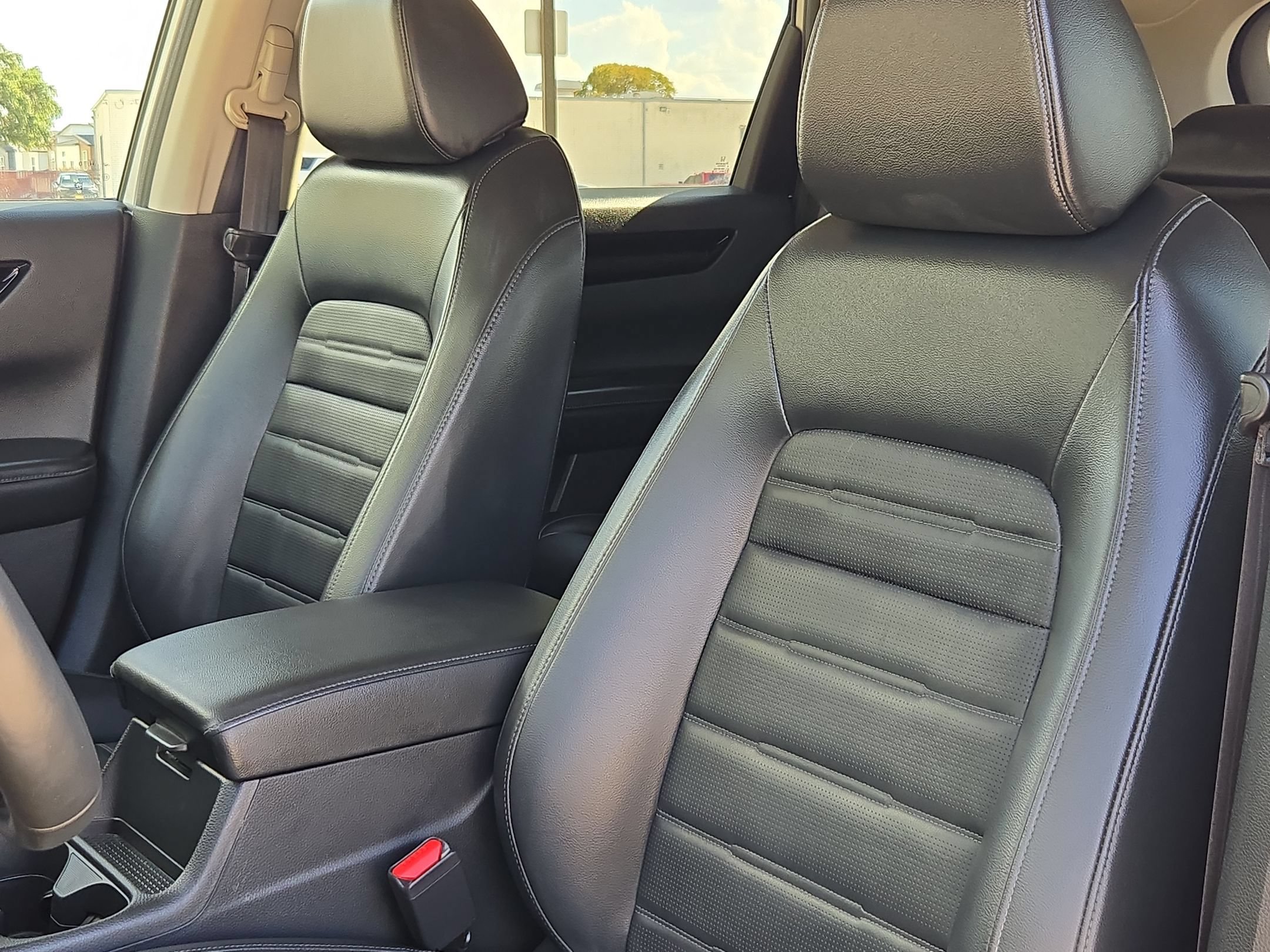 Used 2023 Honda CR-V EX-L image 13