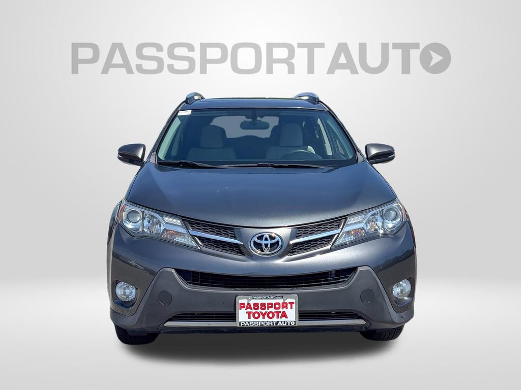 Used 2015 Toyota RAV4 XLE AWD/4WD image 12